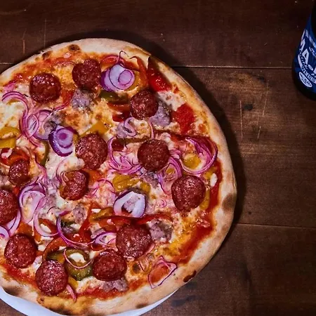 אורחן Le Camille Ristorante Pizzeria & 2*